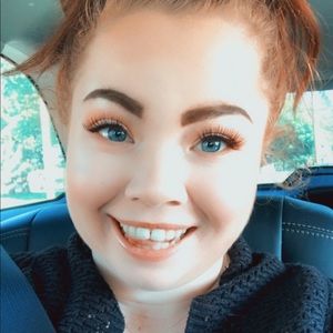 Meet your Posher, Toni-lynn